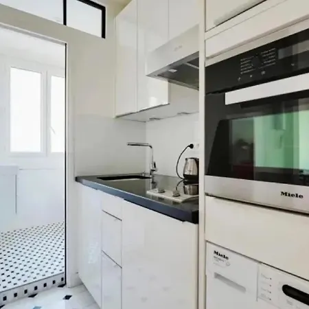 Apartament Bright With Balcony